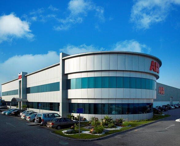 Dubai Service Station